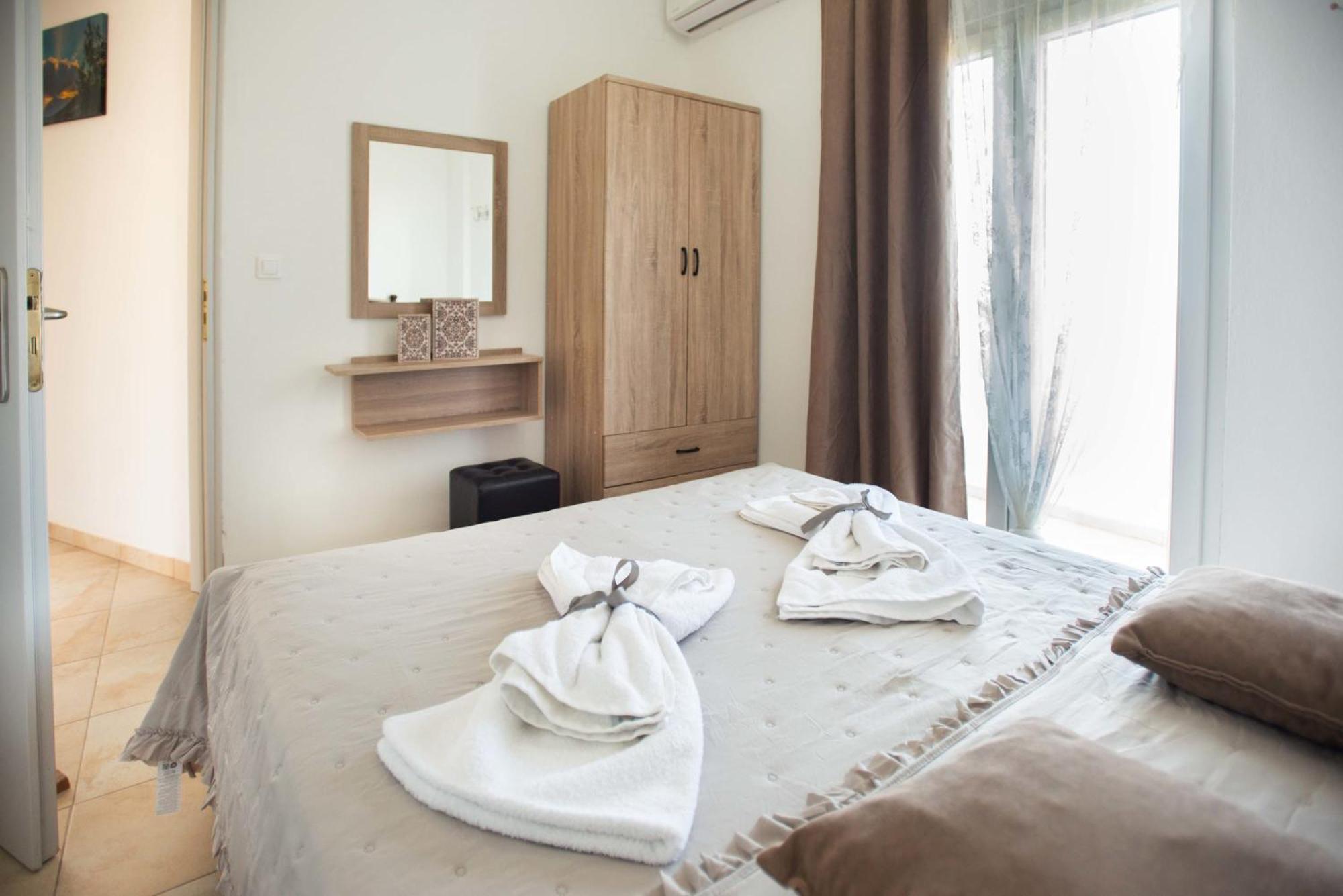 Afrathias Beachhouse - Cretan Hideaway Kalamaki  Exterior photo